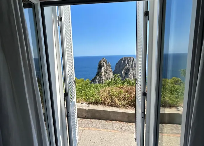 Monacone Vista Mare كابري