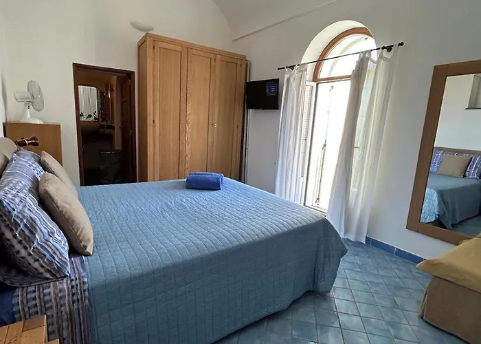 Monacone Vista Mare كابري